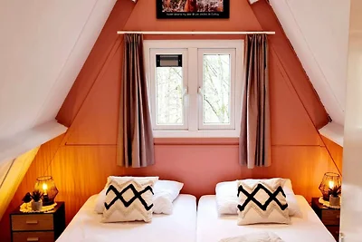 Gerenoveerd Ardens chalet met terras