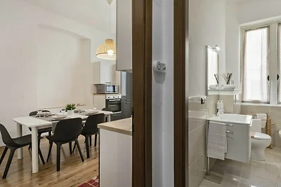 Central & Cozy apartment