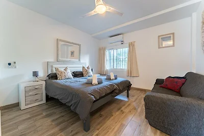 Modernes Strandrefugium, Calahonda