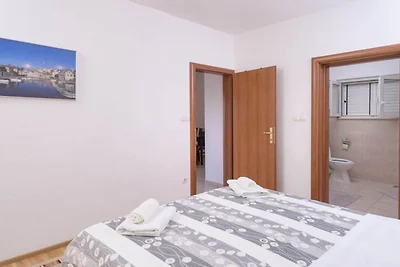 One Bedroom Apartment with Balcony and Sea Vi...