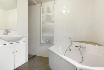 Haus mit Geschirrspüler, beim Zuidlaardermeer