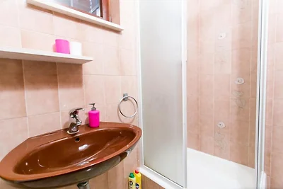 Apartments Neve - One-Bedroom Apartment with ...