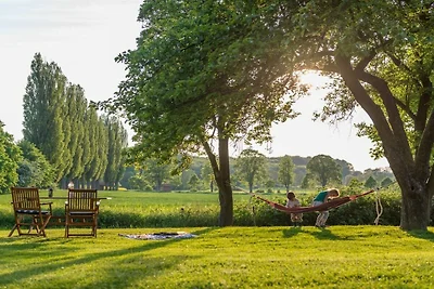 Rosenhagen in der Gutsscheune Thorstorf