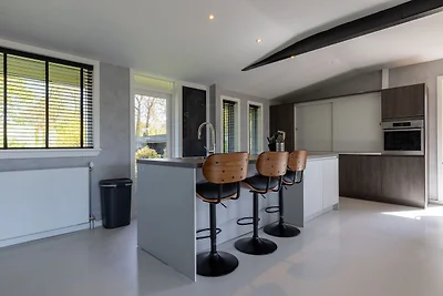 Ferienhaus mit überdachter Veranda und Sauna