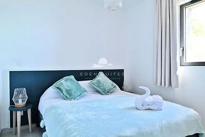 Apartment auf Korsika mit Meerblick und Pool