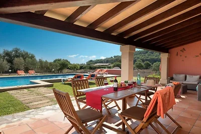 Villa in Pollensa mit Schwimmbecken