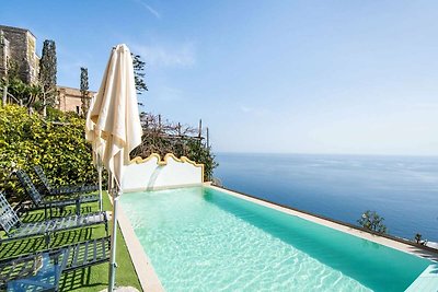 Opulent Villa in Positano with Modern Interio...