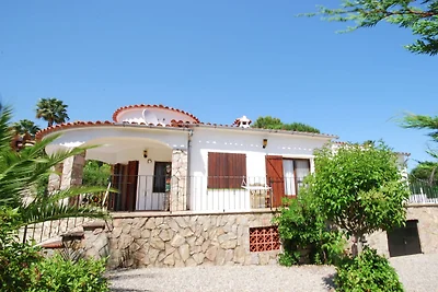 Accogliente casa vacanze con piscina privata