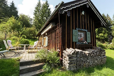 Idyllisches Ferienhaus mit Terrasse