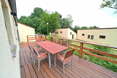 Comfortabele bungalow bij het Rabaismeer