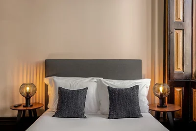 Chic Porto Escape – Ruim & Centraal