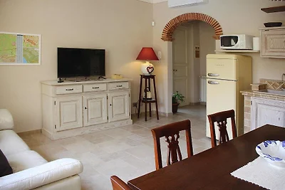 Villa mit Aufstellpool in Camaiore