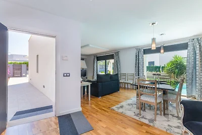 La Primera - Villa Con Piscina Privada En Sa...
