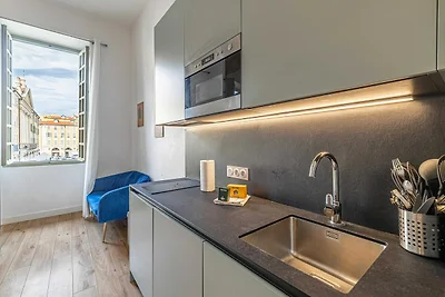 A/C Mezzanine Apt 2BR/4P - Place Garibaldi