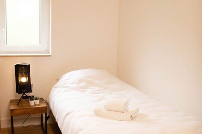 Moderne Wohnung mit Balkon in Niedersfeld