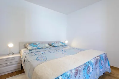 Apartment Pavlina - One Bedroom Apartment wit...