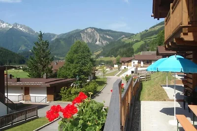 Chalet alpino con balcone e sauna