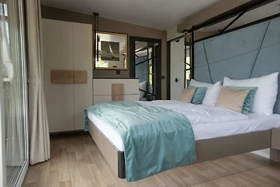 Lakeside chalet in holiday park