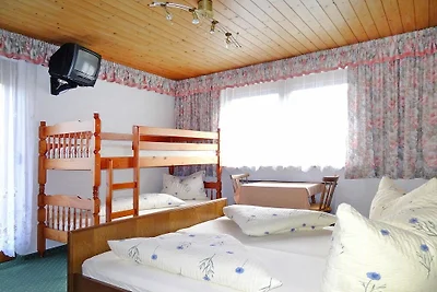 Wohnung in Fügen mit einem Balkon