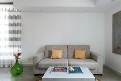AM Suite with terrace by Wonderful Italy