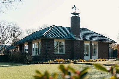 Großzügige Villa mit Sauna in der Nähe der...