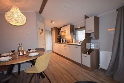 Chalet in Hippolytushoef mit Terrasse