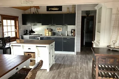 Holiday house in Ouddorp with 3 bedrooms