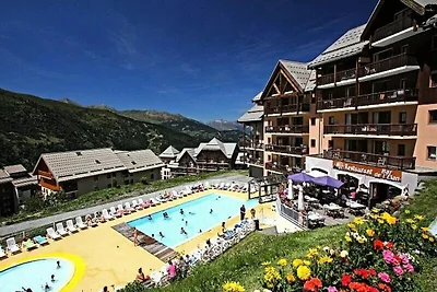 Apartment in Valmeinier mit beheiztem Pool