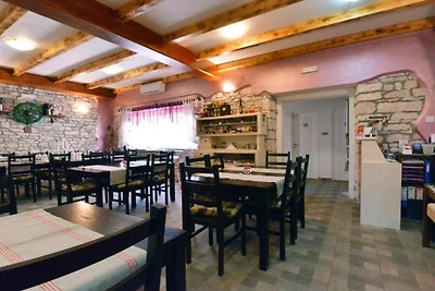 Authentic Istrian Rooms for Unforgettable Sta...