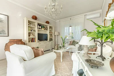 Villa in Lucca bij Porta San Pietro