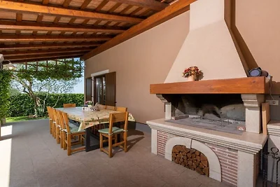 Villa in Tinjan mit Schwimmbecken