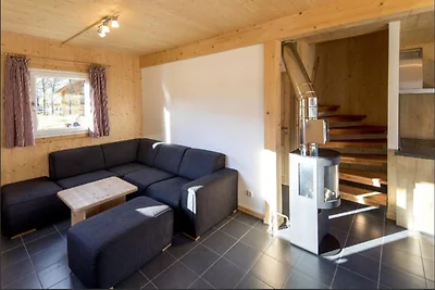 Einladendes Chalet mit Außenjacuzzi an der...