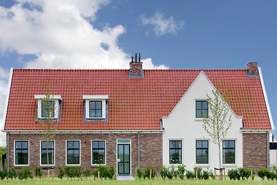 Modern vakantiehuis met een privézwembad en ...