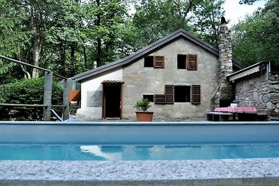 Typical, Romantic Tessiner Cottage