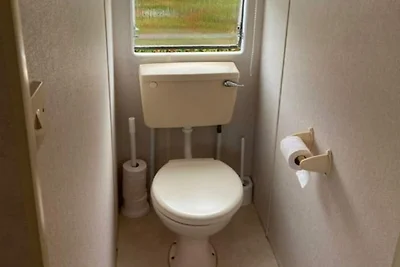 Auw Farm Life Escape