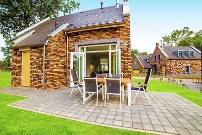 Villa con idromassaggio a 4 km da Maastricht