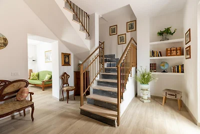 Villa mit Garten und Klimaanlage