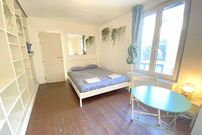 Charmantes Zimmer in einer Straße in...