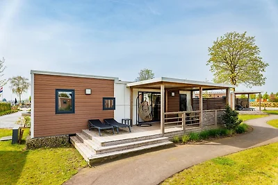 Lodge in Niederlande mit Pool & Veranda