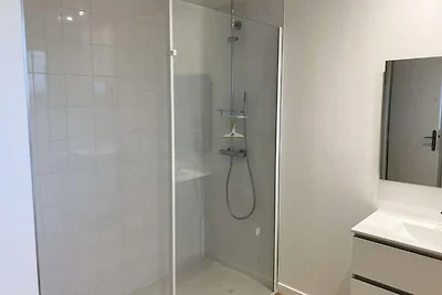 Haus in Soulac-sur-Mer mit Garten und Grill