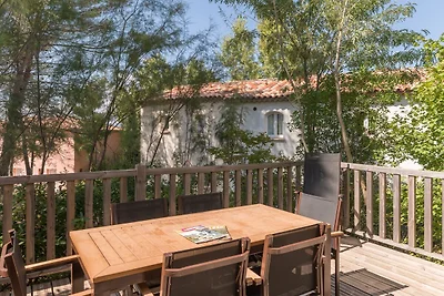 Casa nell'Ardèche con spaziosa terrazza per 8...