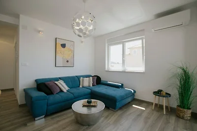 Spacious Luxury Trogir Apartments - Superior ...