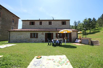Gemütliches Landhaus in Apecchio mit Pool