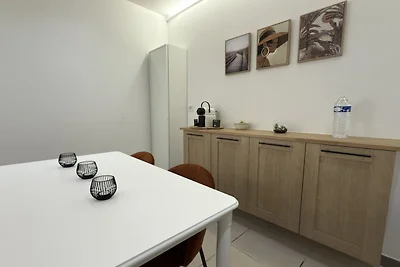 Appartamento nel villaggio di Serignan