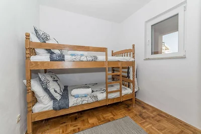 Ferienwohnung in Vodice für 5 Gäste