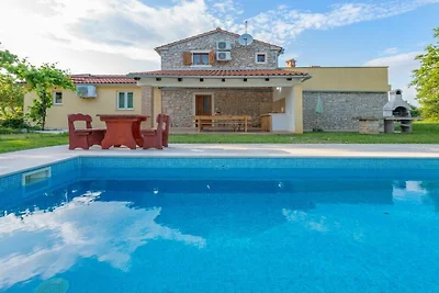 Ferienhaus in Marcana mit Schwimmbecken