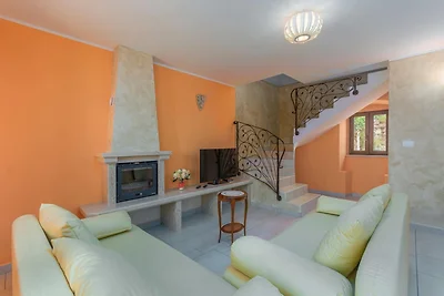 Villa mit privatem Pool und Meerblick