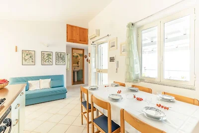Wohnung in Calagonone mit Garten