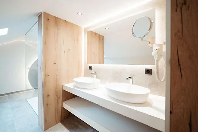 Relax-Suite mit Whirlpool