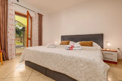 Wonderful Krk Island Stay: Shared Pool, Grill...
